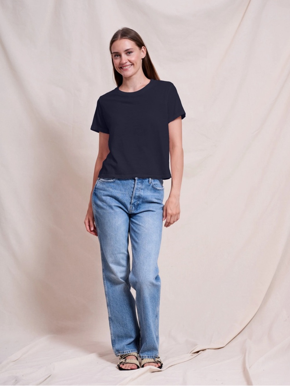 Sundry Black Short Sleeve Tee
